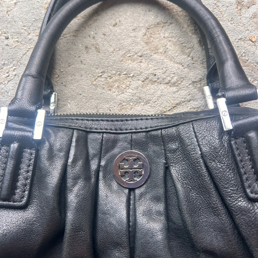 Tory Burch Black Leather Shoulder Bag